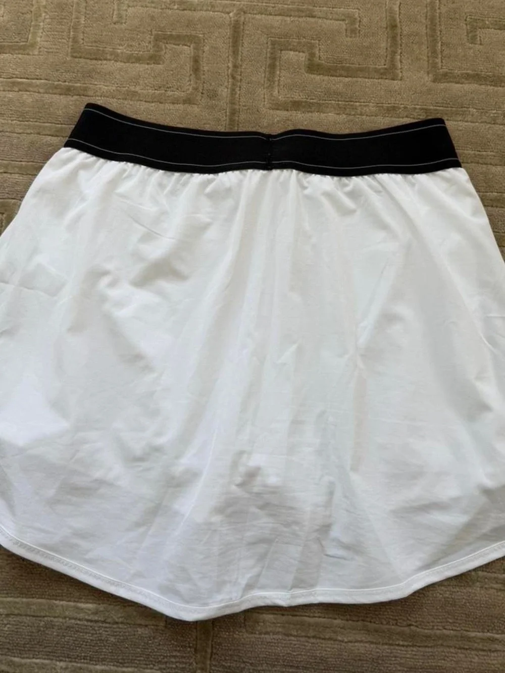 ALO Yoga White Mini Skort with Black Waistband